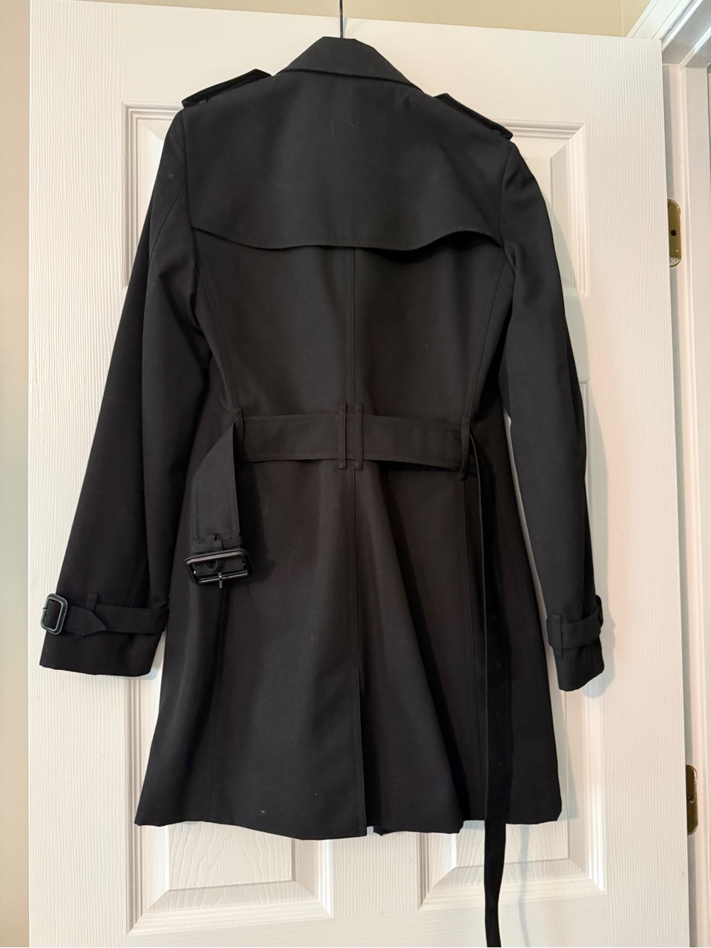 Burberry Black Trench Coat with Signature Check Lining - Picture 2 of 12